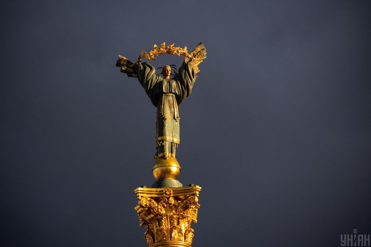Kyiv and the surrounding region are under massive Russian attack: houses are burning, there are casualties.