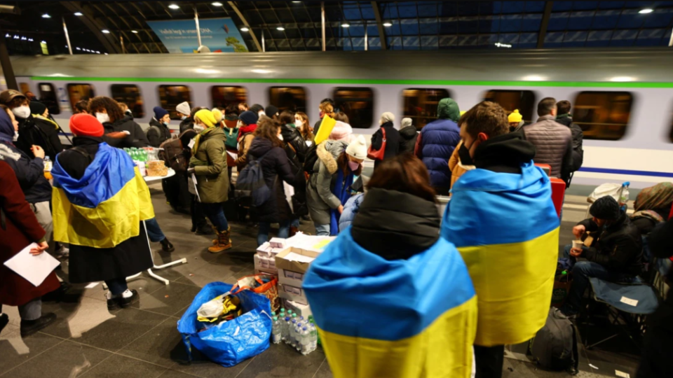 UN: Nearly 10 million Ukrainians have become refugees