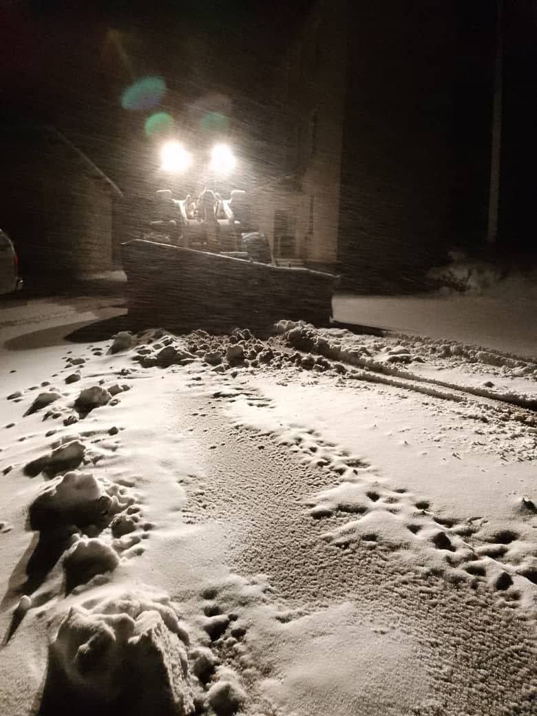 Snowfall continues on the Dushanbe-Chanak highway, with the snow depth reaching 15 centimeters.