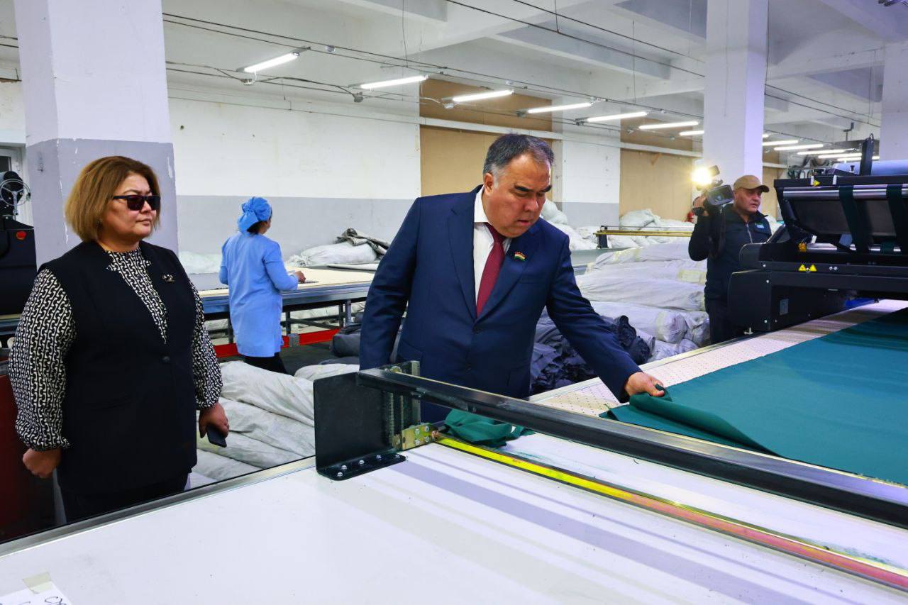 Rajab Akhmadzoda got acquainted with the activities of industrial enterprises in Khujand