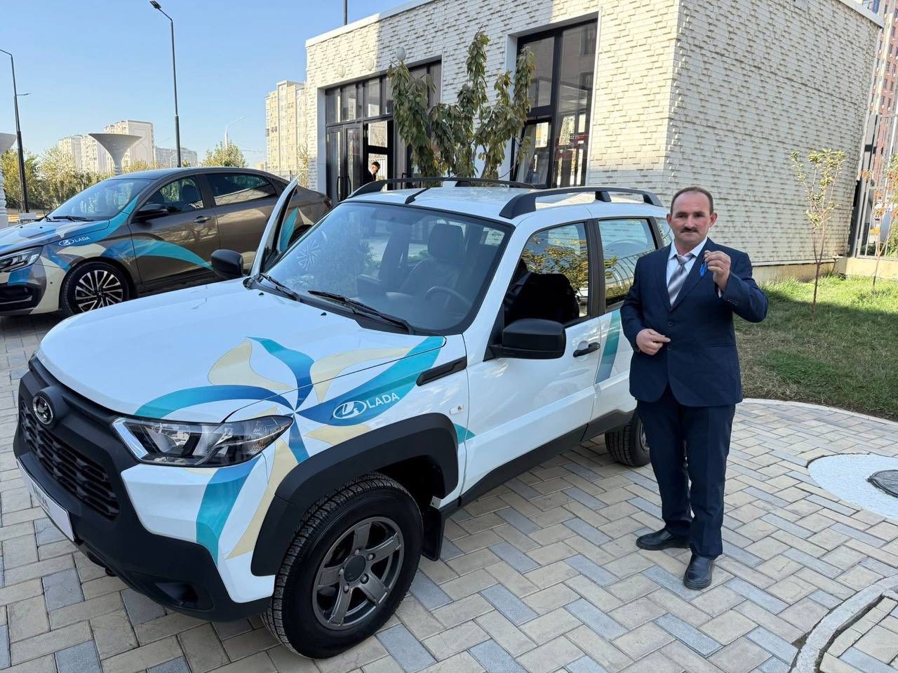 A teacher from Khatlon, who walked to work for 18 years, was given a car.