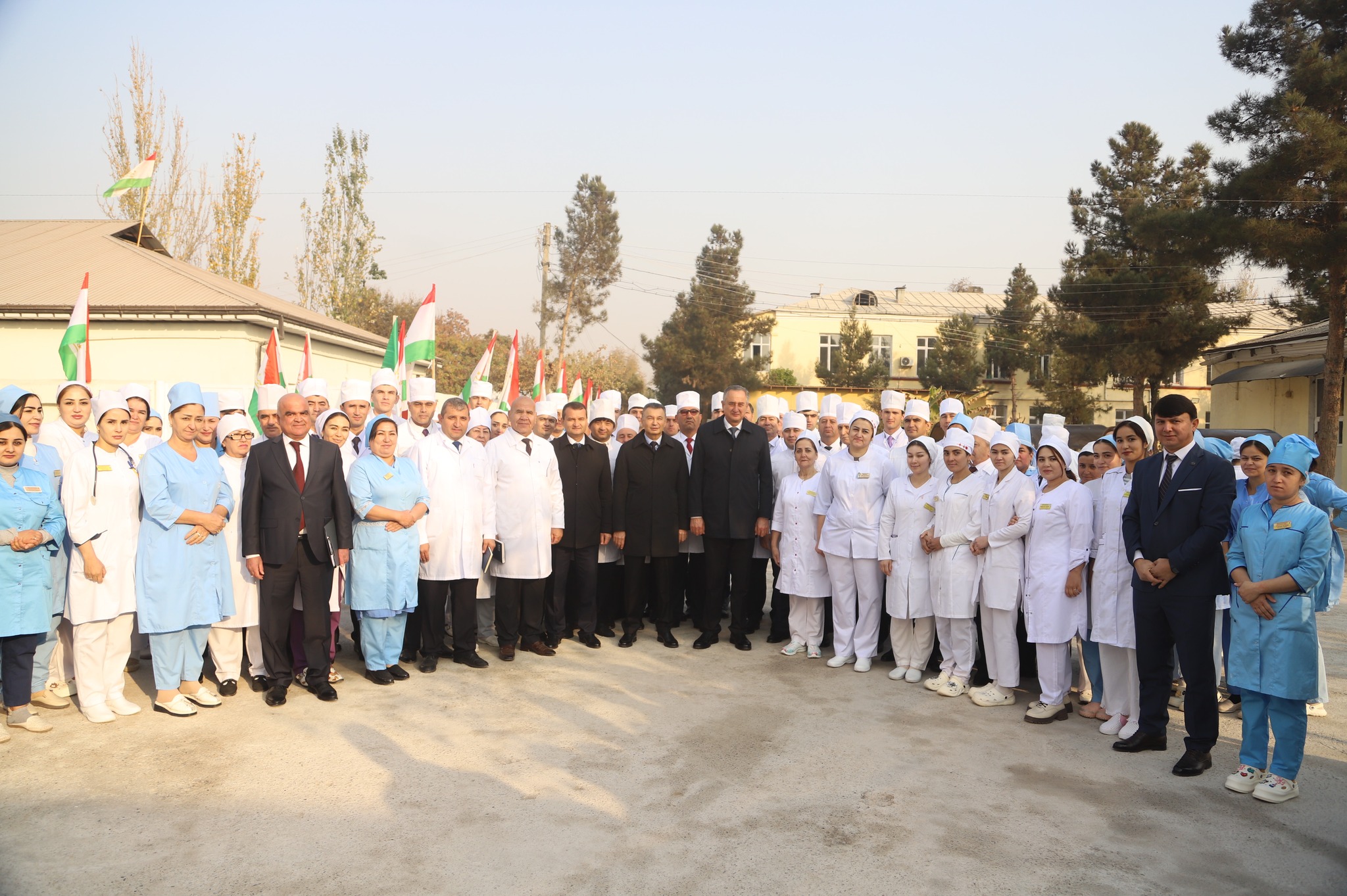 A new emergency medical care building has opened in the Abdurrahman Jami district.