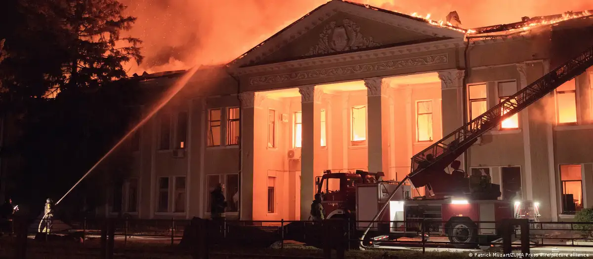 Russian strikes on Ukraine: casualties in Kharkiv, Dnipro, and power outages in Donetsk