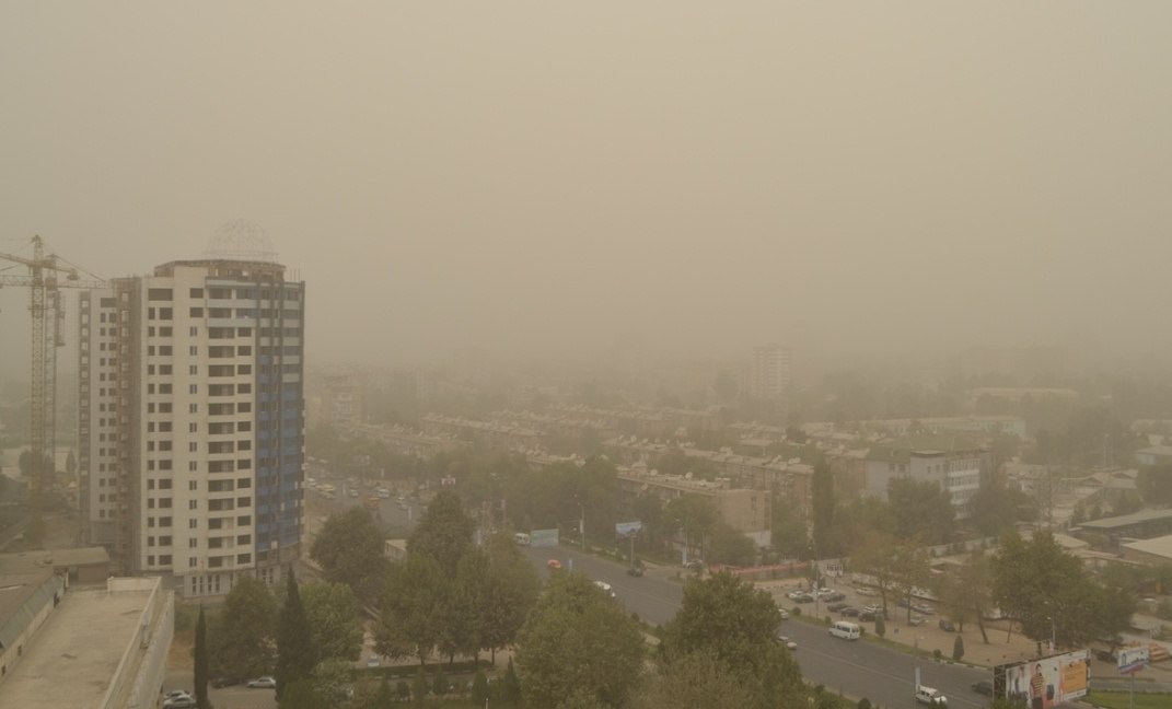 Tajikistan expects increased air pollution due to dust storm