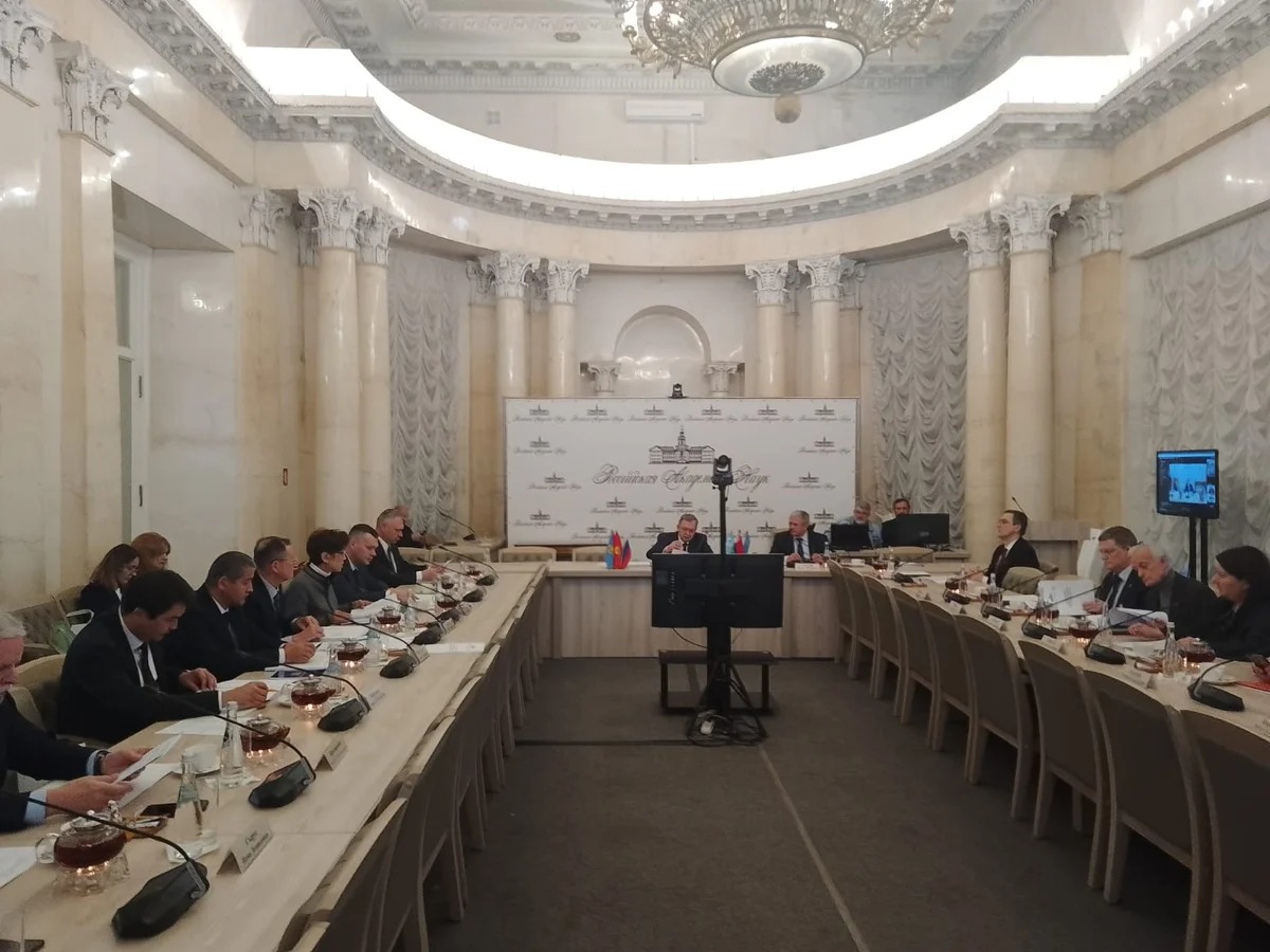 The 13th meeting of the CIS Council for Cooperation in Fundamental Science was held in Moscow.