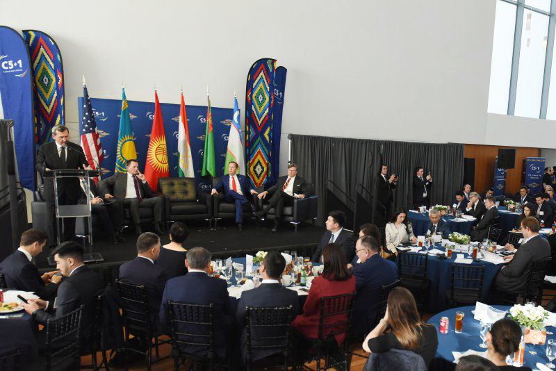The C5+1 business conference of Central Asian countries and the United States was held in Washington.