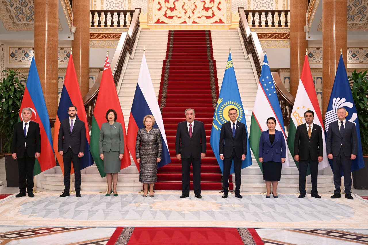 Emomali Rahmon received the heads of parliaments of the CIS countries.