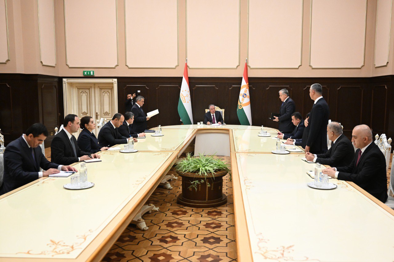 The President of Tajikistan appointed new ambassadors and consuls general.