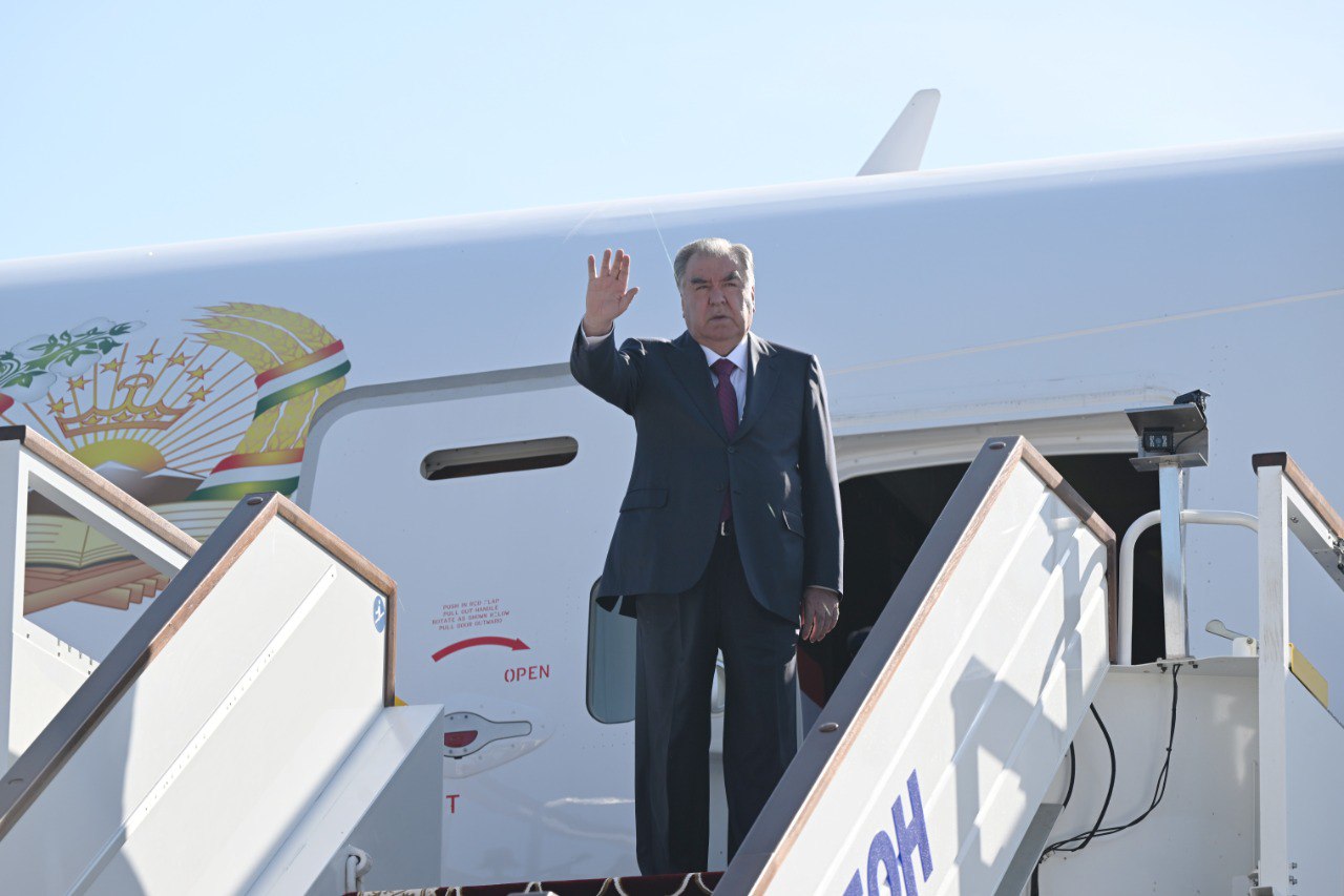 The President of Tajikistan left for Tashkent for a meeting of Central Asian leaders.