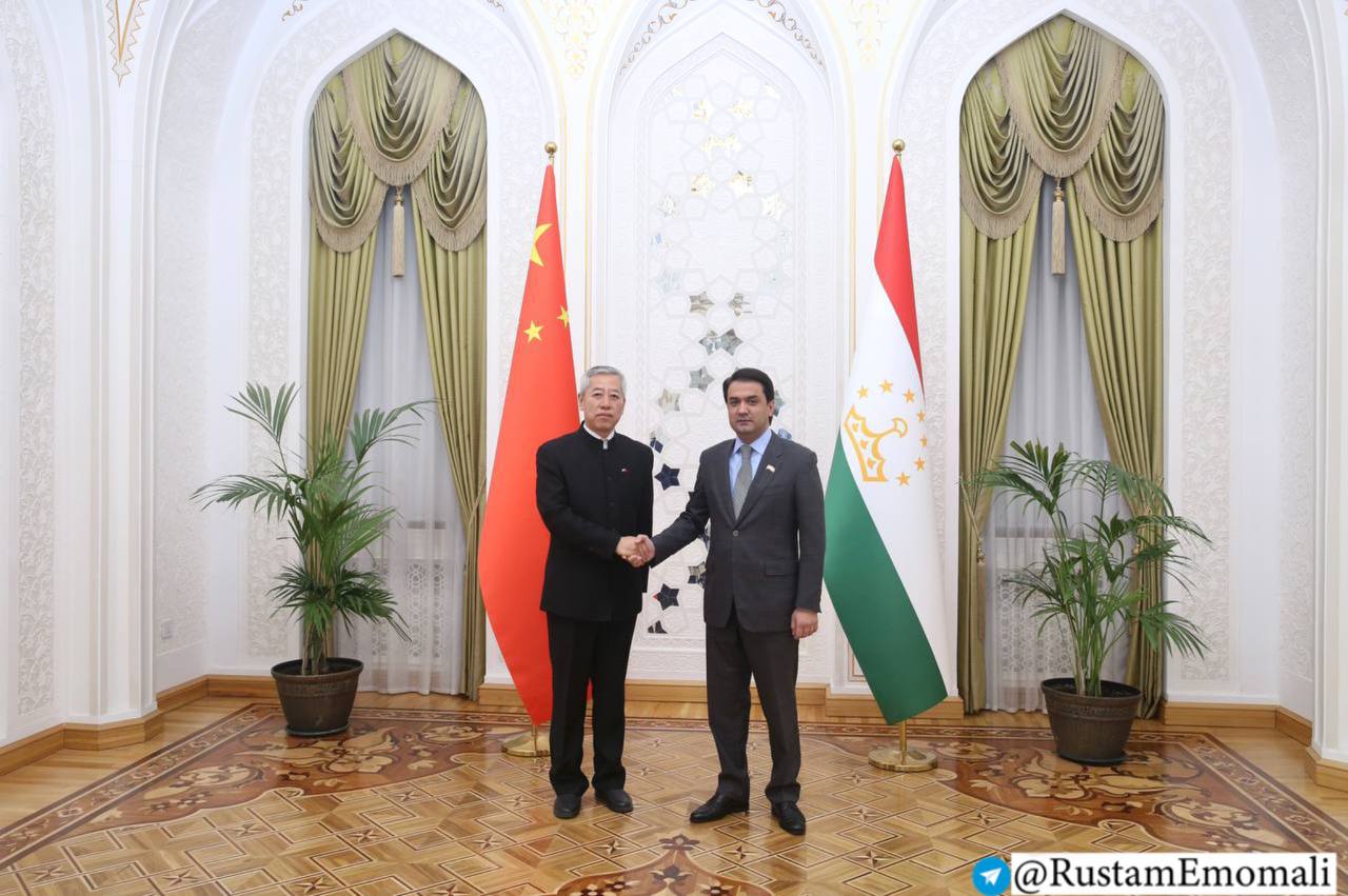 Rustami Emomali met with Chinese Ambassador to Tajikistan Guo Zhijun.