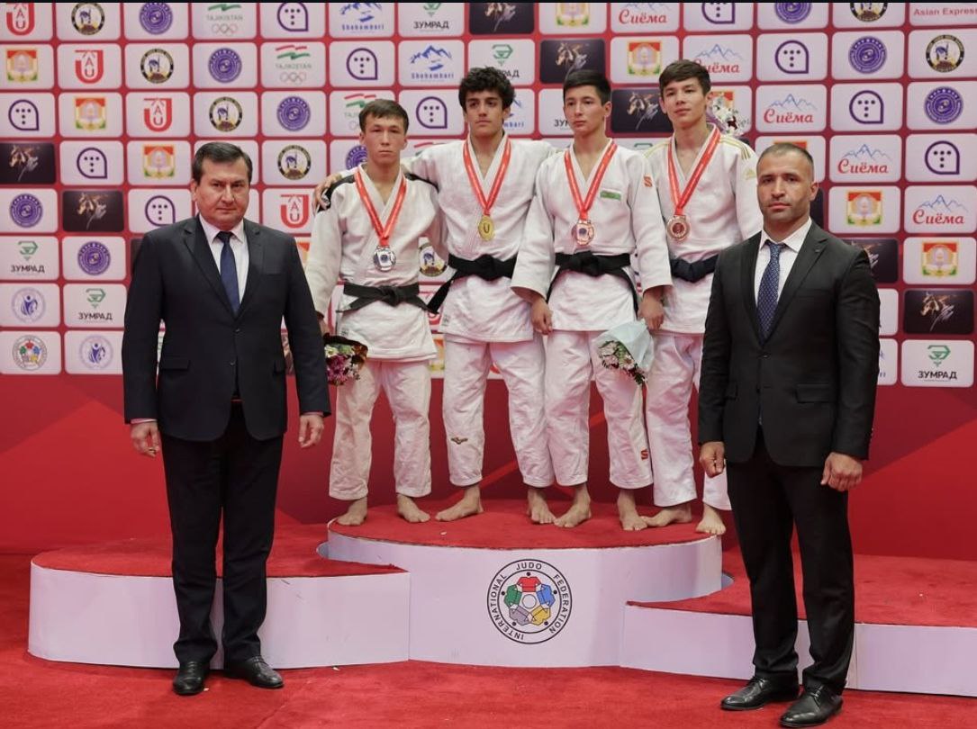 Tajik wrestlers won three gold medals at the Asian Cup.