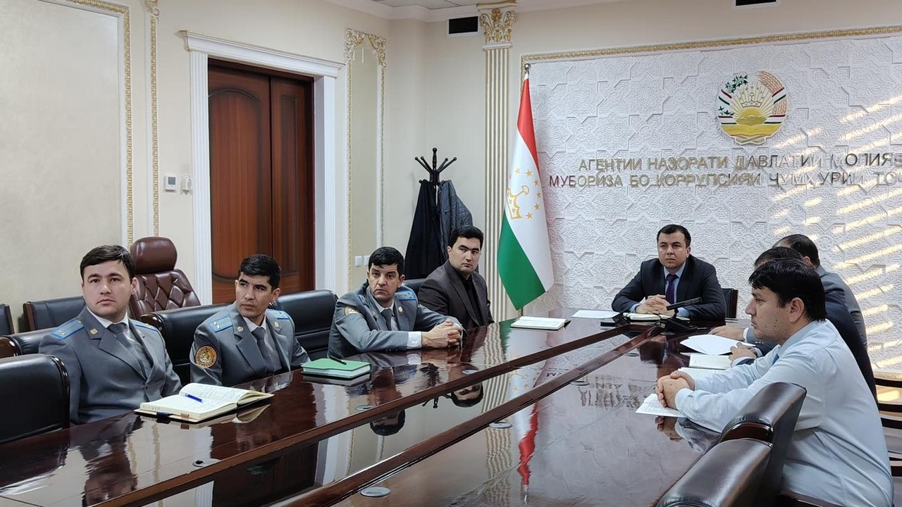 Tajikistan and Uzbekistan held an online seminar on combating corruption and regulating rituals.