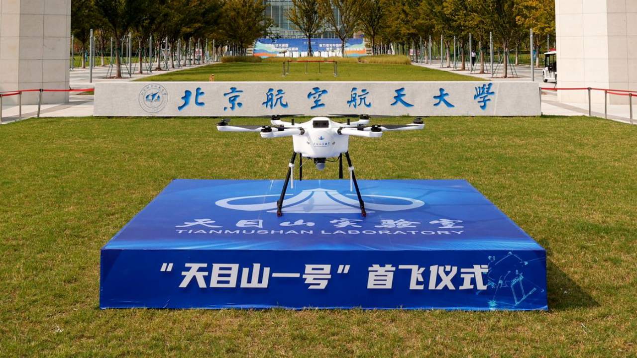 China's hydrogen-powered drone sets world flight distance record
