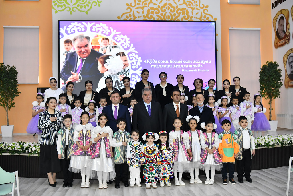 Emomali Rahmon opened the Guliston Preschool Education Institution in the Sino district.