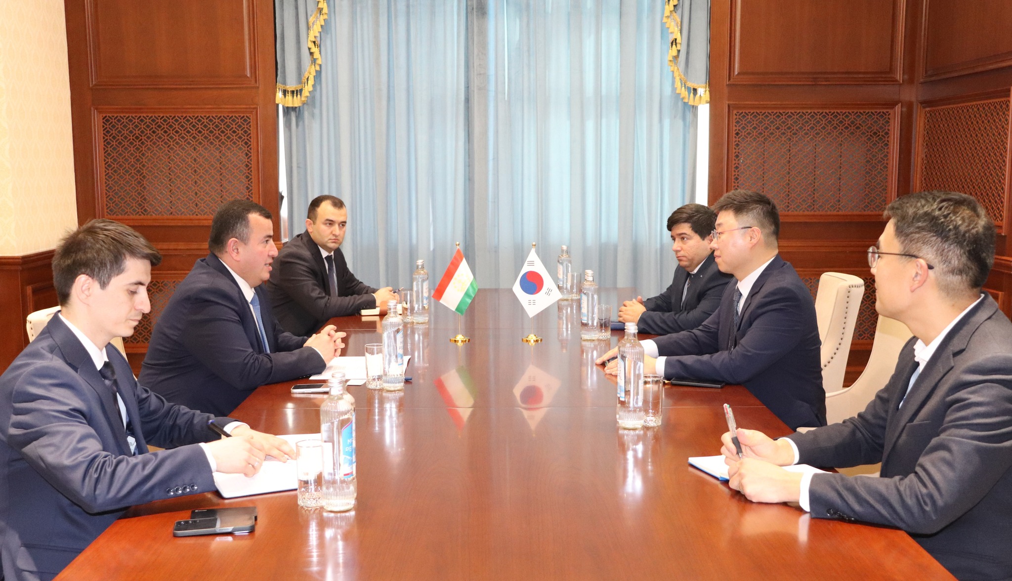 Tajikistan and South Korea signed a $6.5 million grant agreement for the digitalization of government functions.