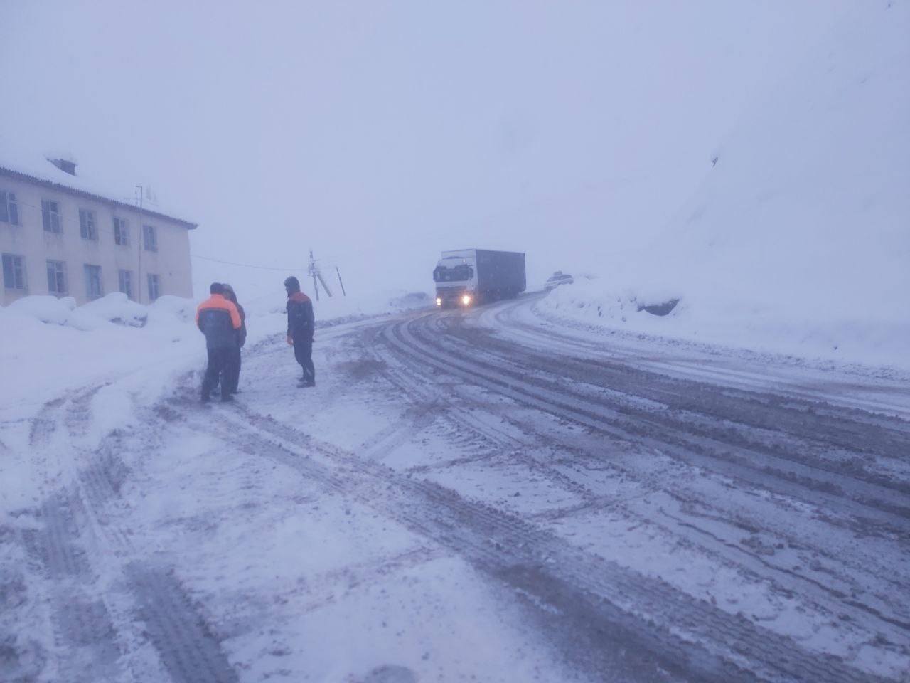 Fog and ice are expected in Tajikistan on December 22–24.