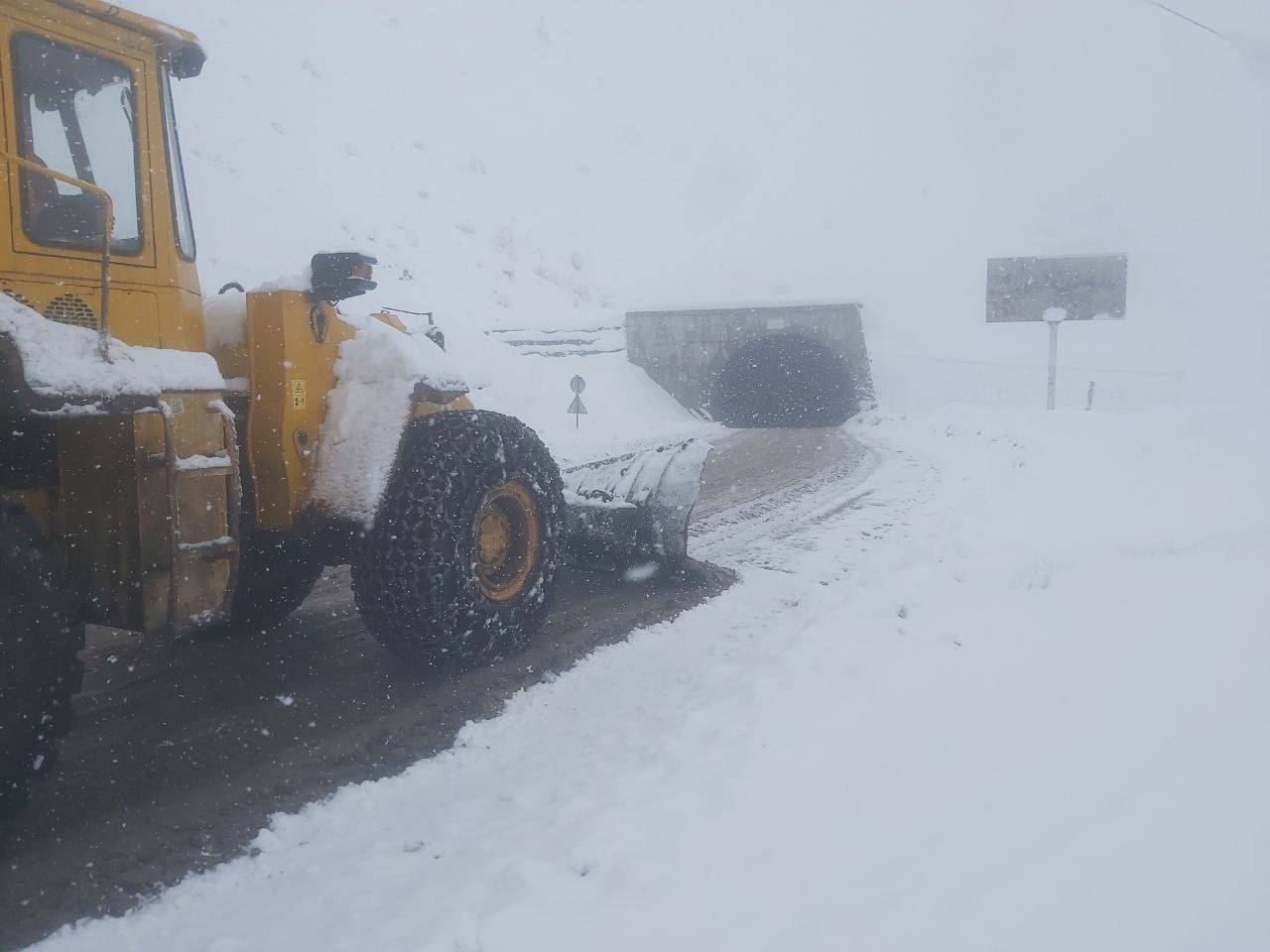 Tajikistan warns of avalanche risk on Dushanbe-Chanak road