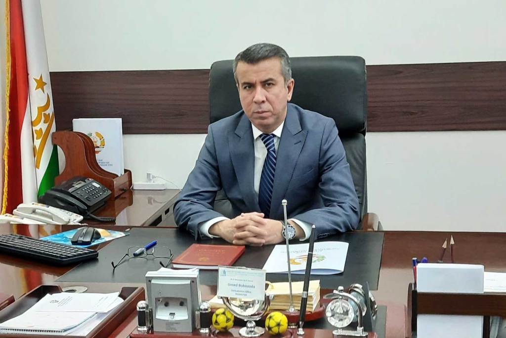 Tajikistan's ombudsman appealed to Russian authorities over the death of a Tajik schoolboy.