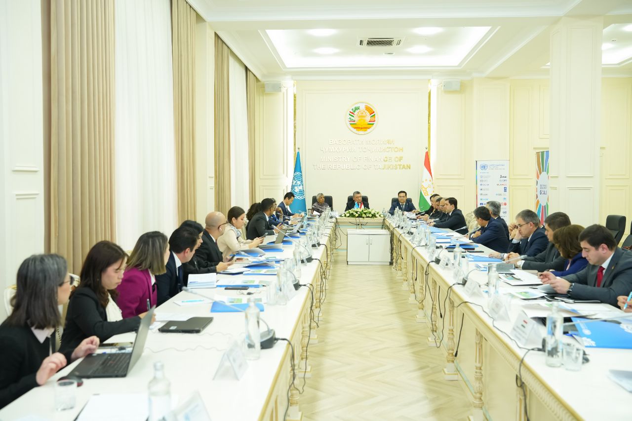 A high-level strategic consultation on sustainable finance was held in Dushanbe.