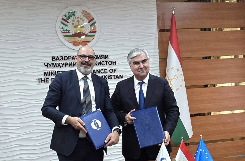 Tajikistan signs €43 million agreement for electricity loss reduction project