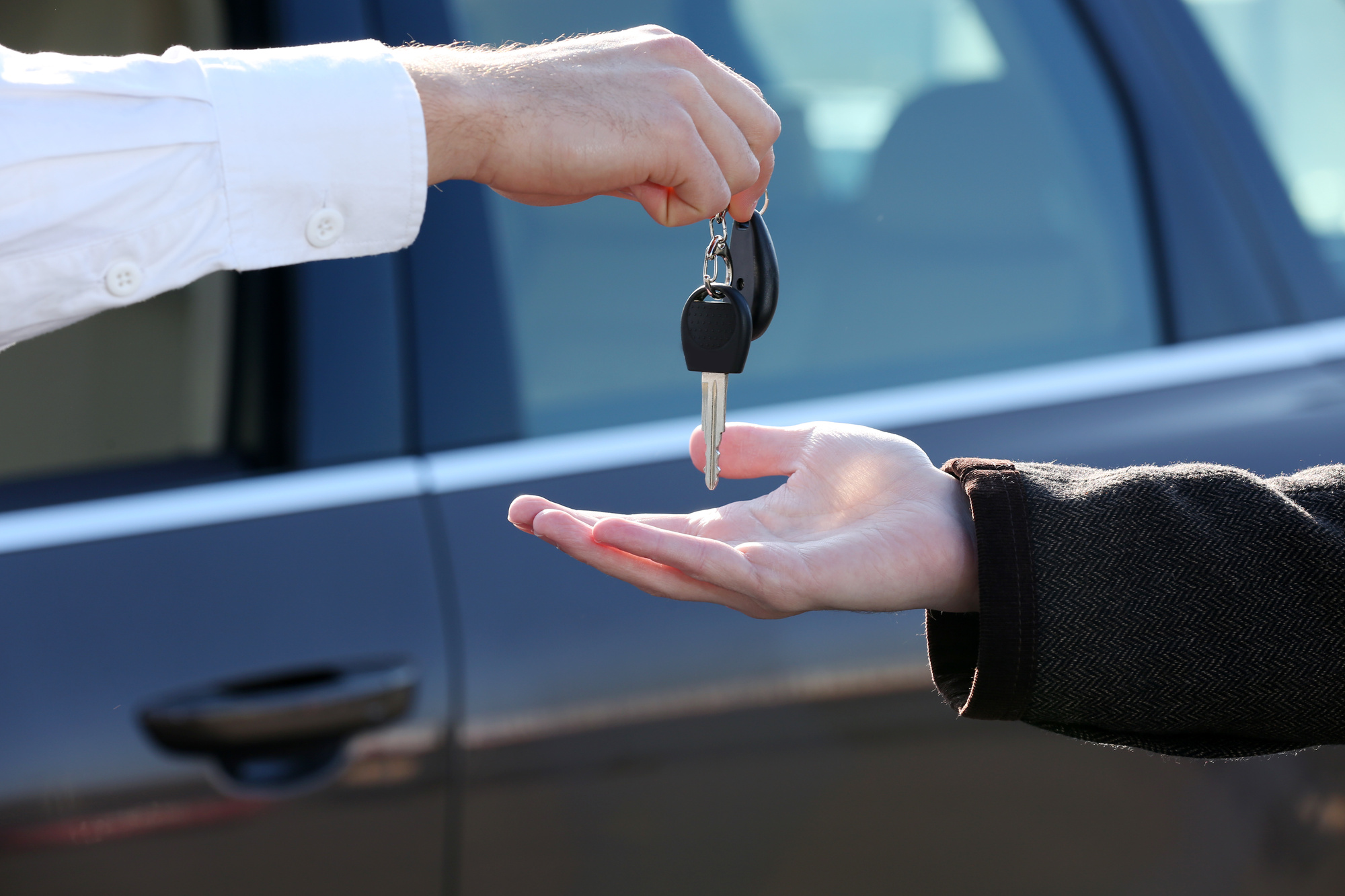 A resident of the B. Gafurov district fell victim to a scammer and lost 100,000 somoni.