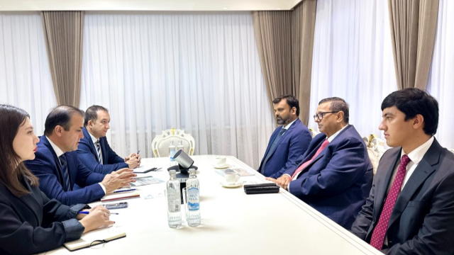 Tajikistan's State Investment Committee discussed cooperation with Indonesia's Bakrie Group.