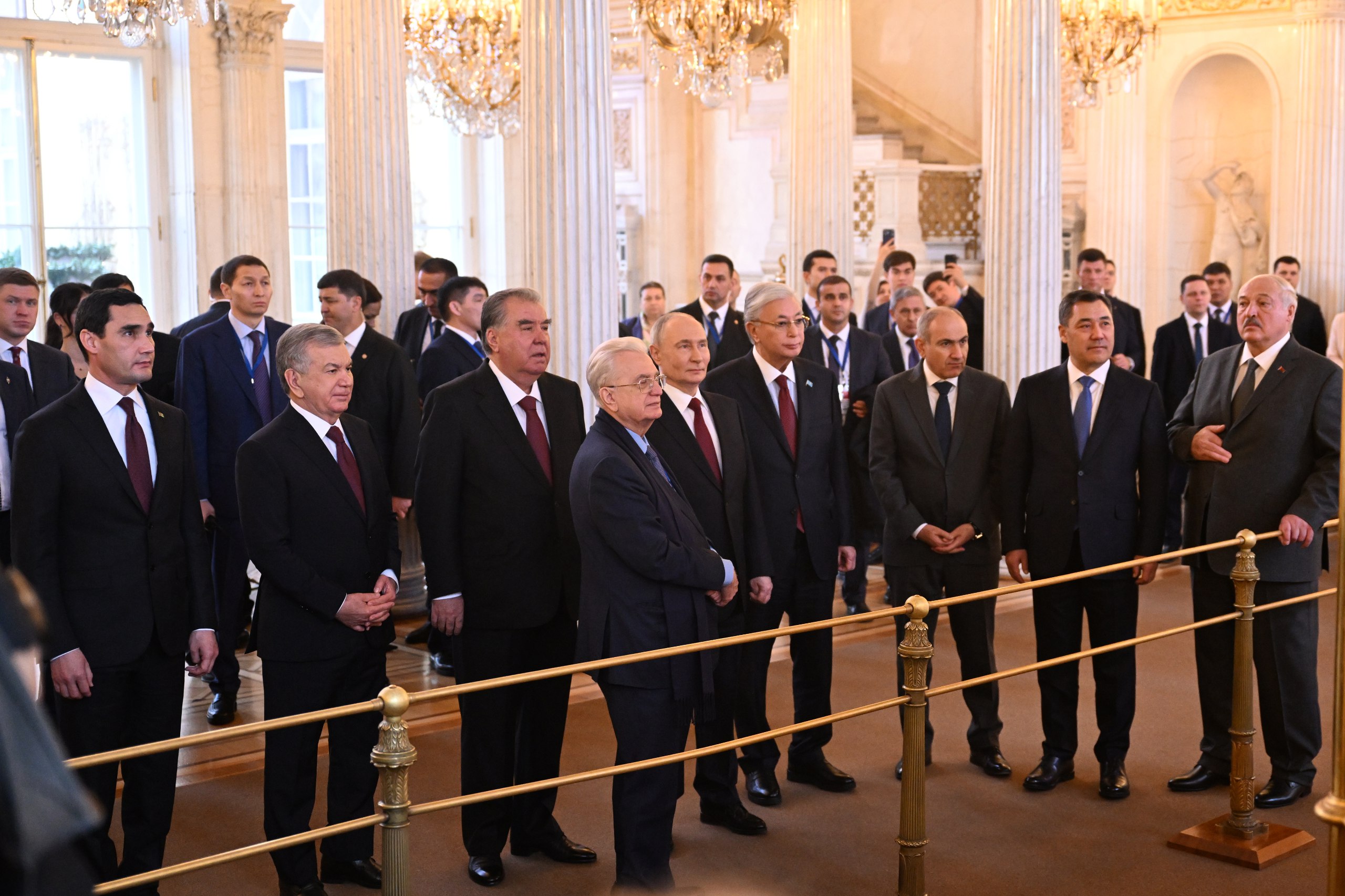 Emomali Rahmon, along with the leaders of the CIS countries, visited the State Hermitage Museum