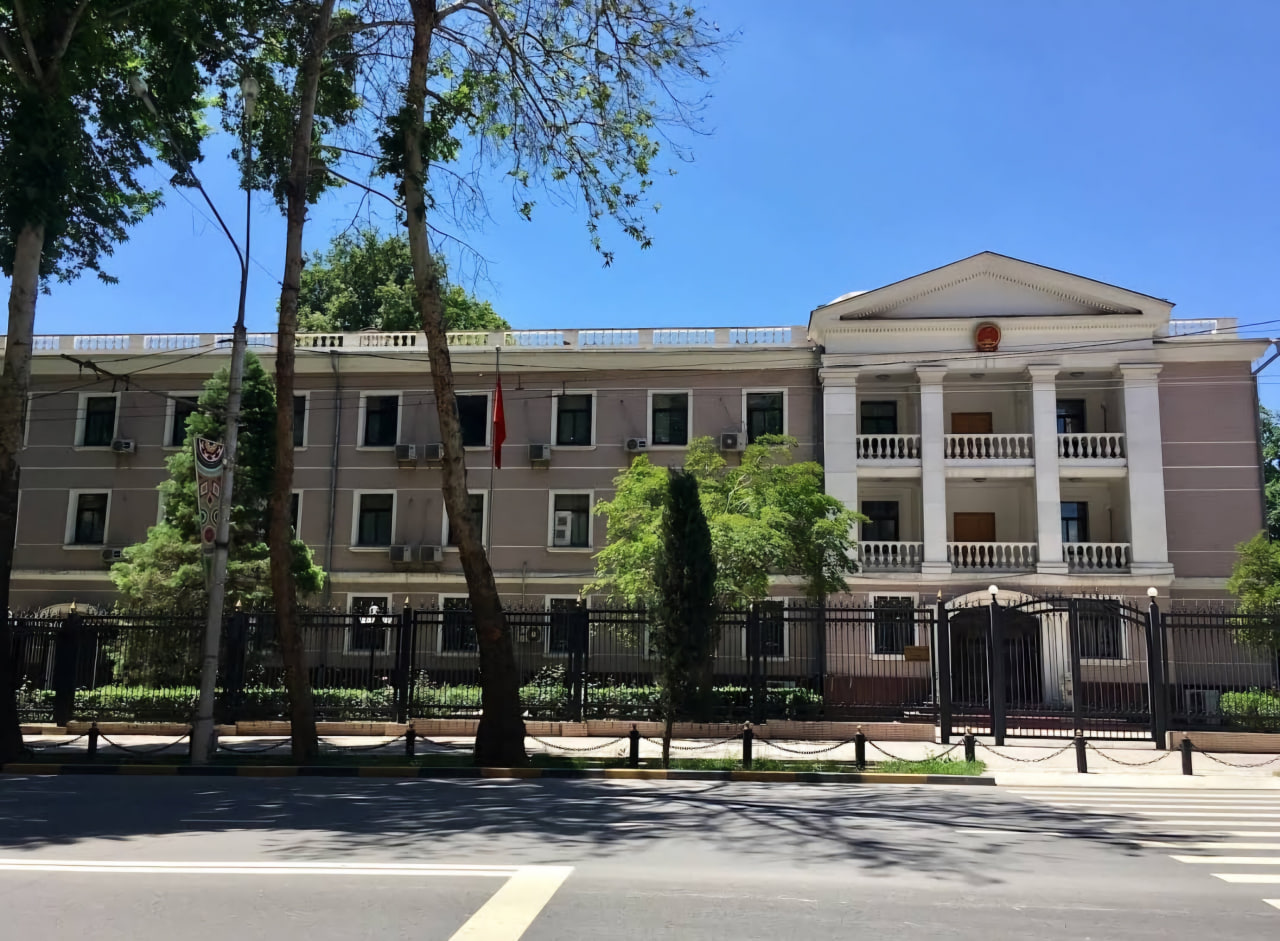 The Chinese Embassy thanked Tajikistan for its assistance to affected Chinese workers.