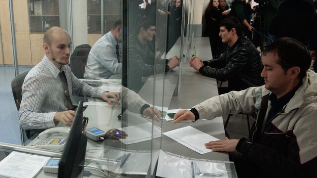 Russia will introduce automatic income monitoring for migrant workers.