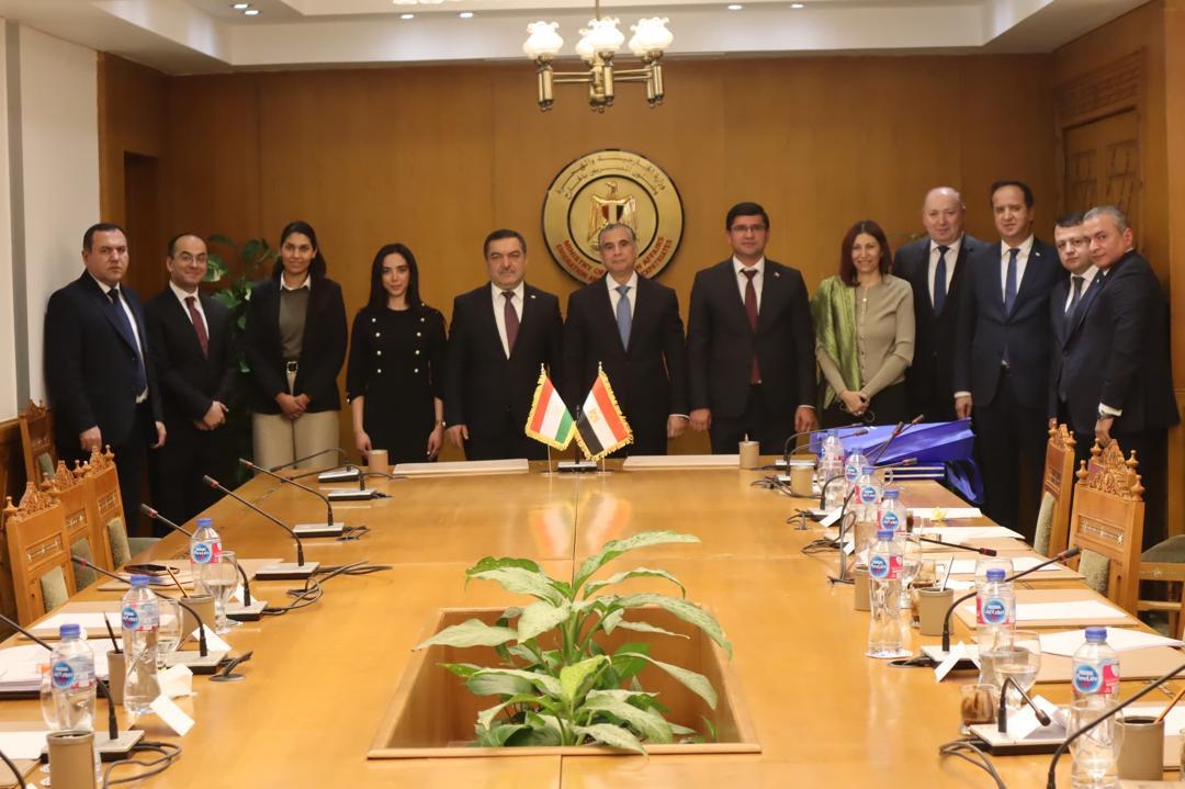 Tajikistan and Egypt held a third round of political consultations and signed a memorandum