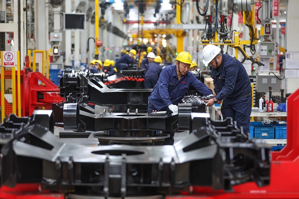 China's industrial output to grow 5.9 percent in 2025