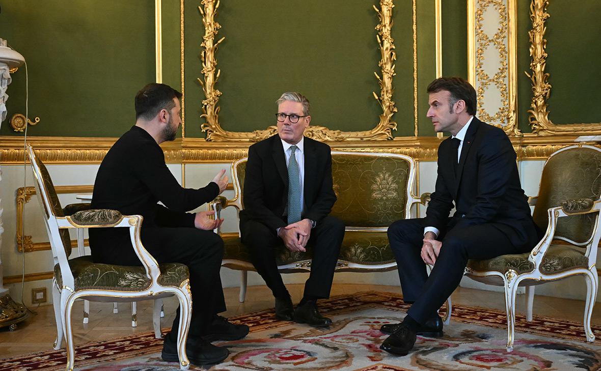 France, Great Britain, and Ukraine signed a declaration on security guarantees.