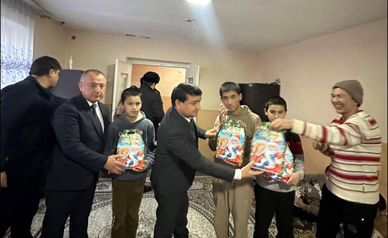 Orphans in the Sughd region received New Year's gifts.