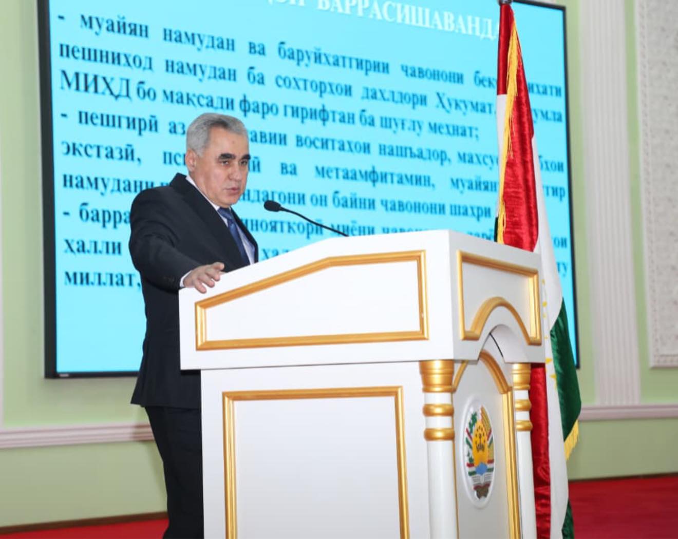 The head of the Khatlon region's Ministry of Internal Affairs called on residents of Kulyab to cooperate in the fight against teenage violence.