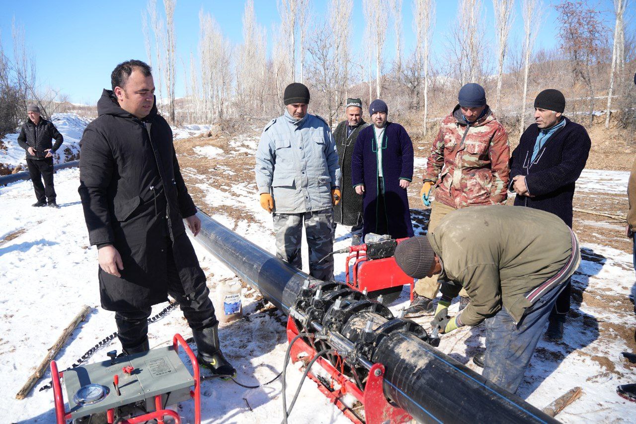 In Penjikent, 14 kilometers of water pipeline are being laid for drinking water and irrigation of 350 hectares.