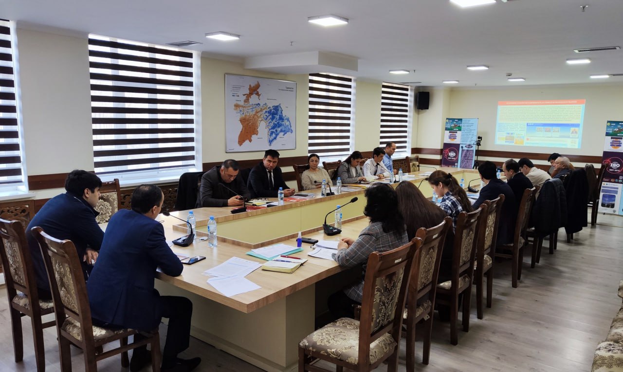 A training session on climate aspects and Tajikistan's goals was held in Dushanbe.