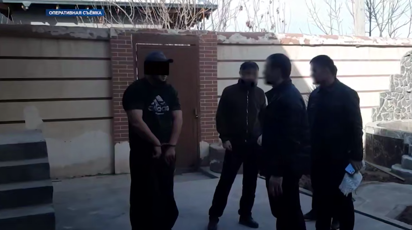 A man who held a Tajik citizen captive has been arrested in Uzbekistan.