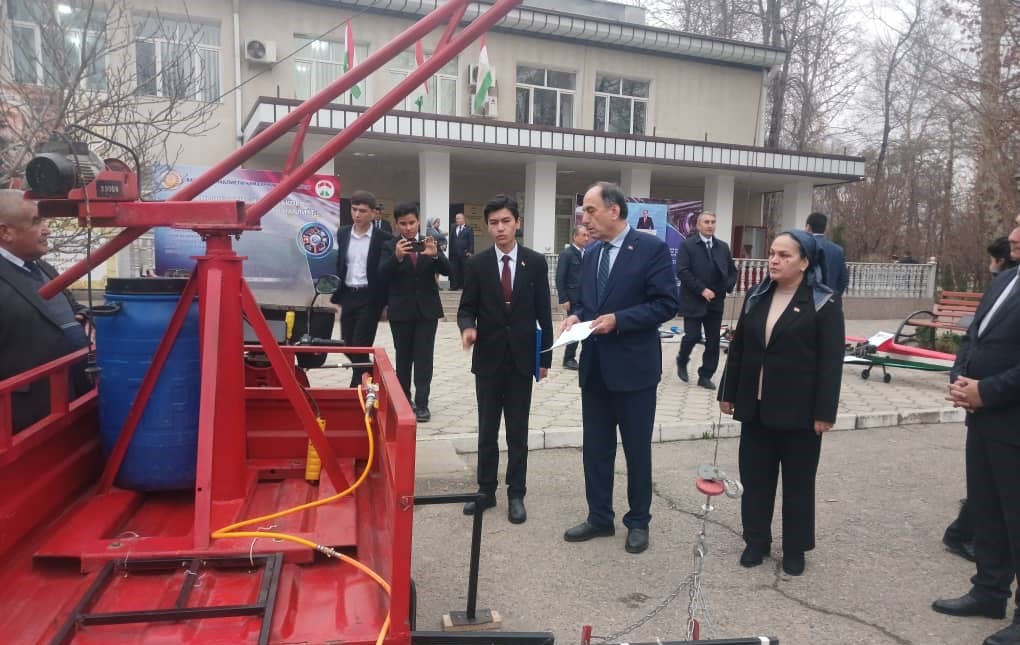 An exhibition of young transport engineers was held in Dushanbe.