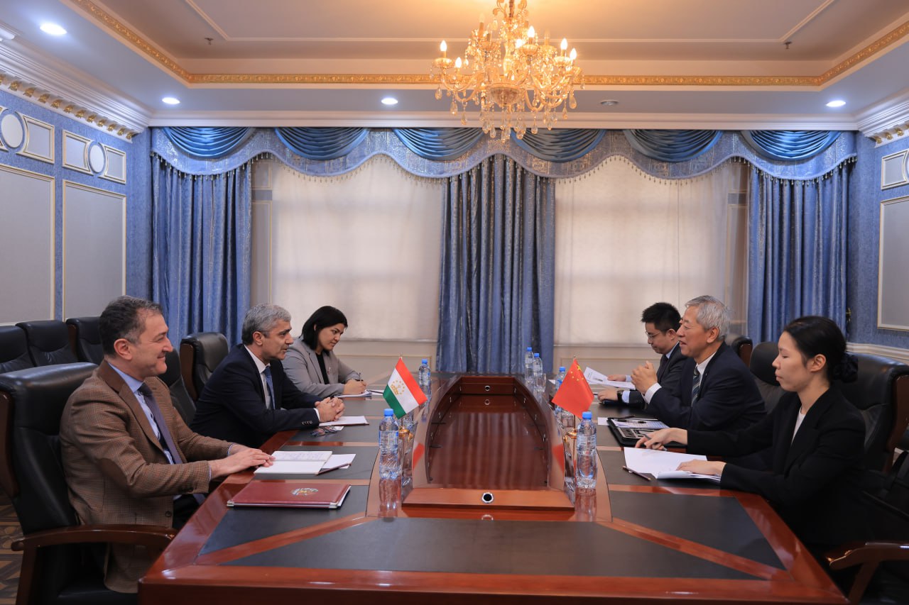 Tajikistan's Deputy Foreign Minister met with the Chinese Ambassador