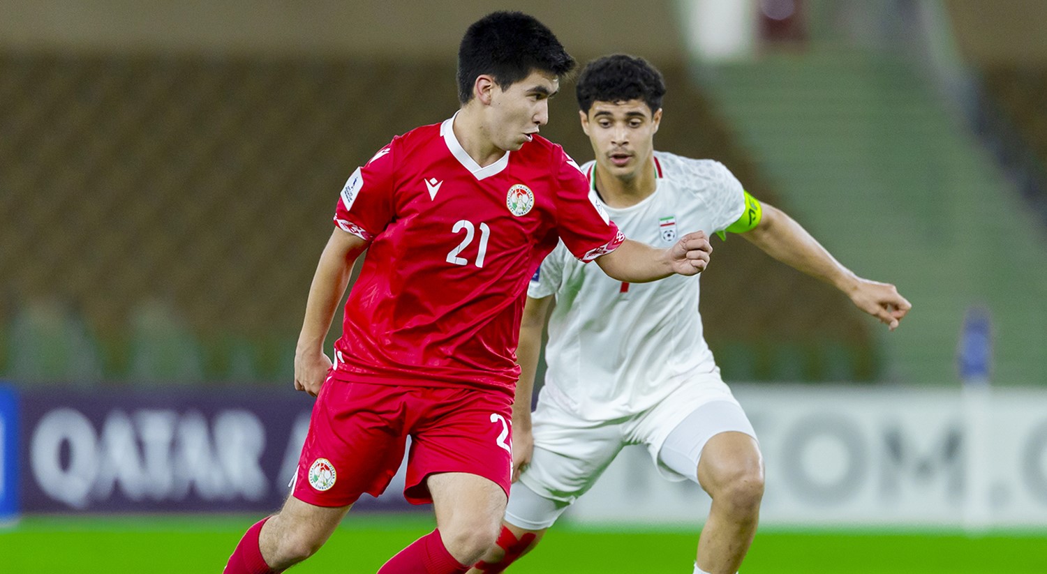 The Tajikistan U-17 team will play friendly matches against teams from Saudi Arabia and the UAE.