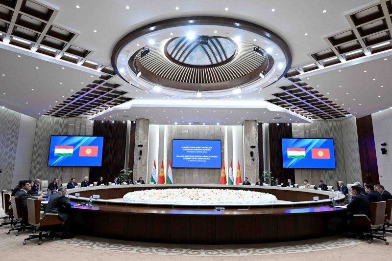 Tajikistan and Kyrgyzstan held the first meeting of the Intergovernmental Council
