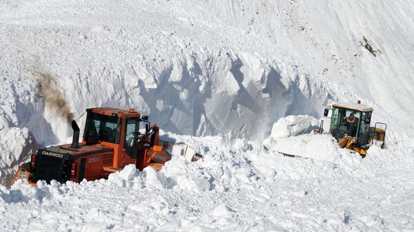There remains a high risk of avalanches on the Dushanbe-Chanak highway.