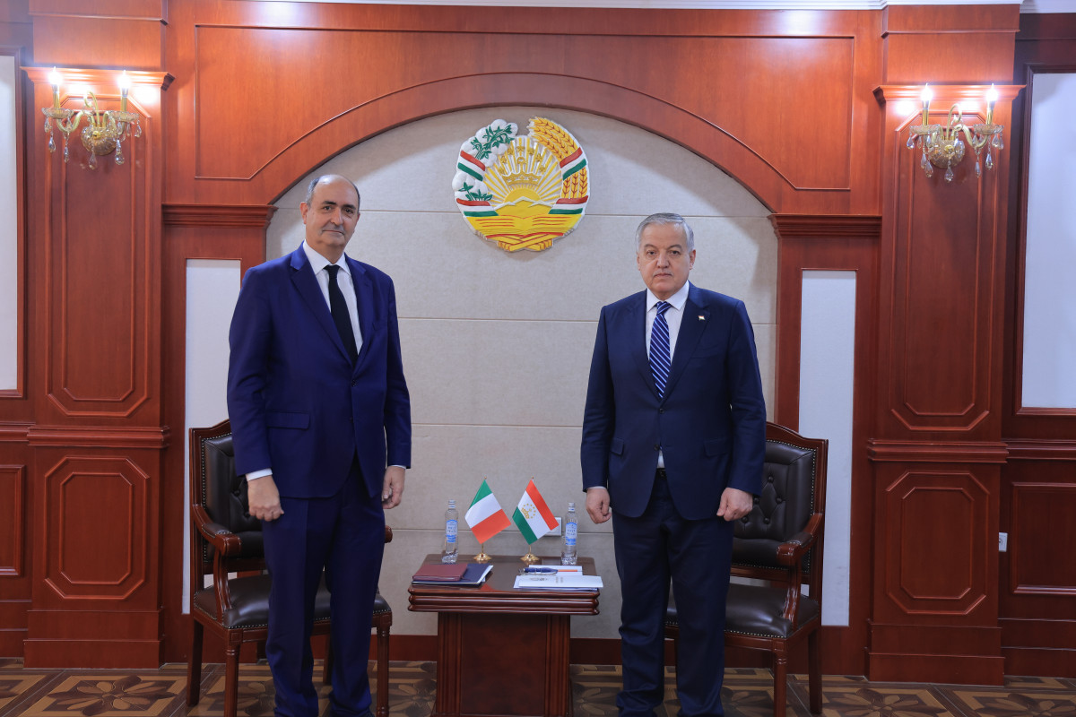 The head of the Tajik Foreign Ministry received the new Italian ambassador.