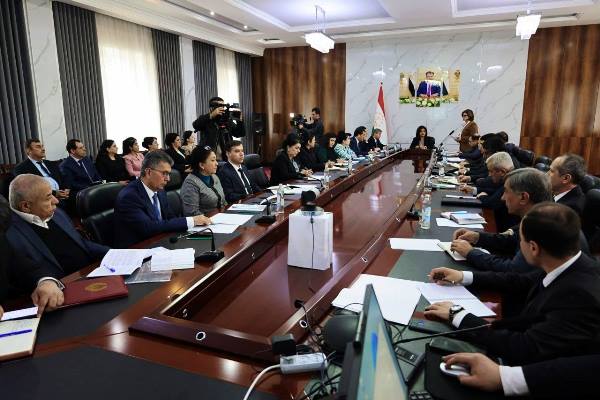 The "Tajikistan – My Beloved Homeland" competition was discussed in Dushanbe.
