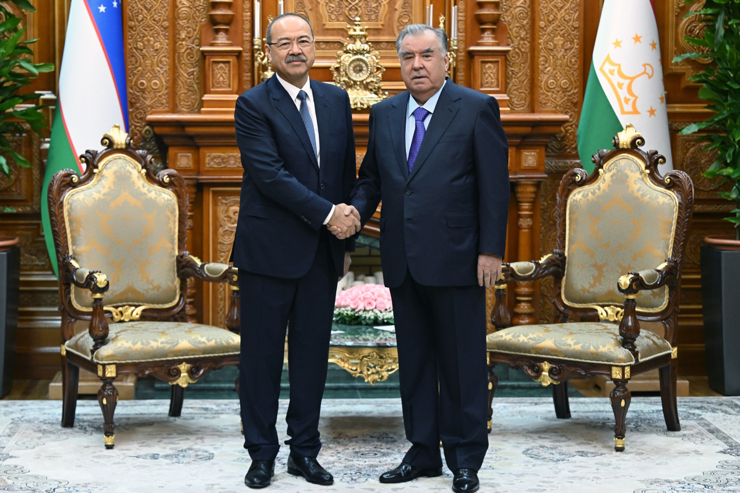 Emomali Rahmon received Uzbek Prime Minister Abdullo Aripov