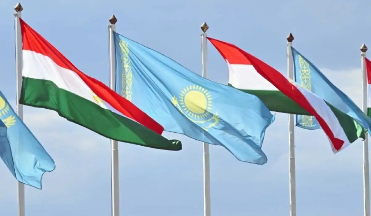 The Kazakh parliament ratified the treaty on alliance relations with Tajikistan.