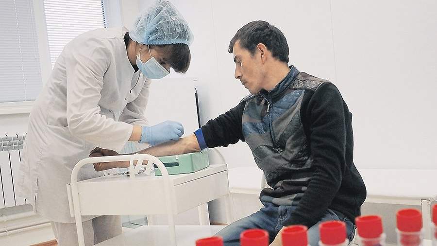 The Tajik parliament ratified an agreement with Russia on medical examinations of migrants.