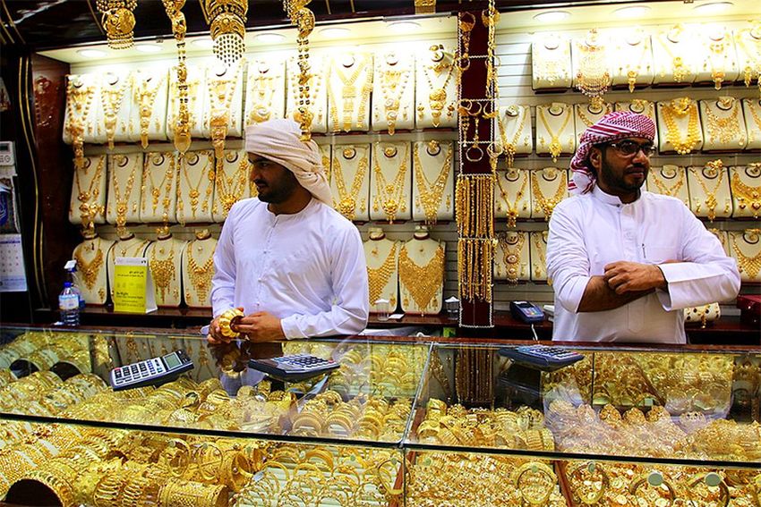 Dubai began selling gold at discounts due to the operation against Iran.