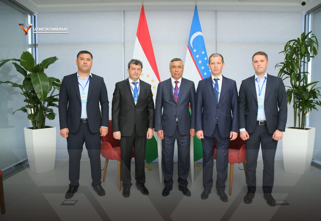 Uzbekistan will purchase 300,000 tons of iron from Tajikistan.