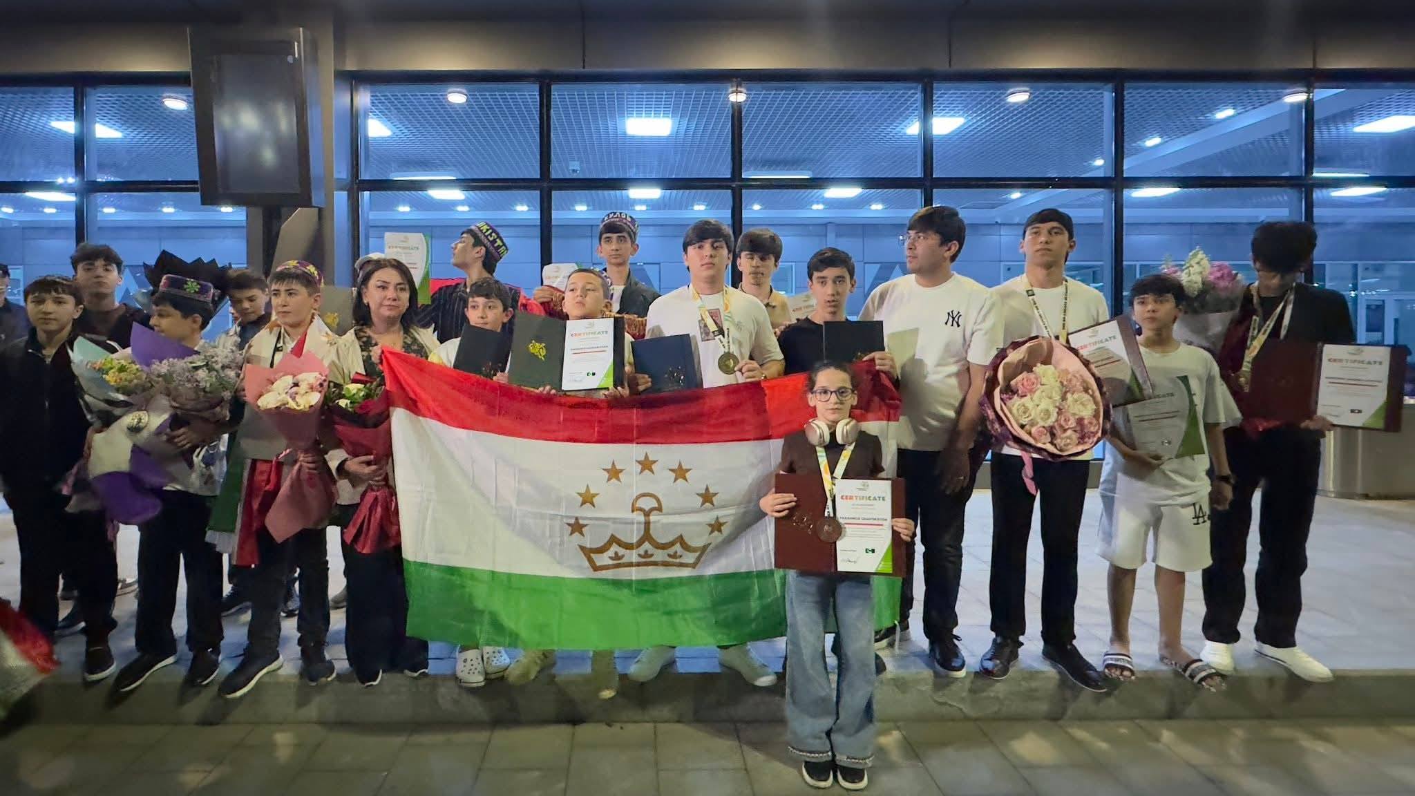 Tajikistani schoolchildren won 173 medals at the Brainiacs Olympiad.